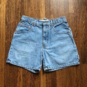 SUMMER SALE 🌿 Vintage Denim Shorts